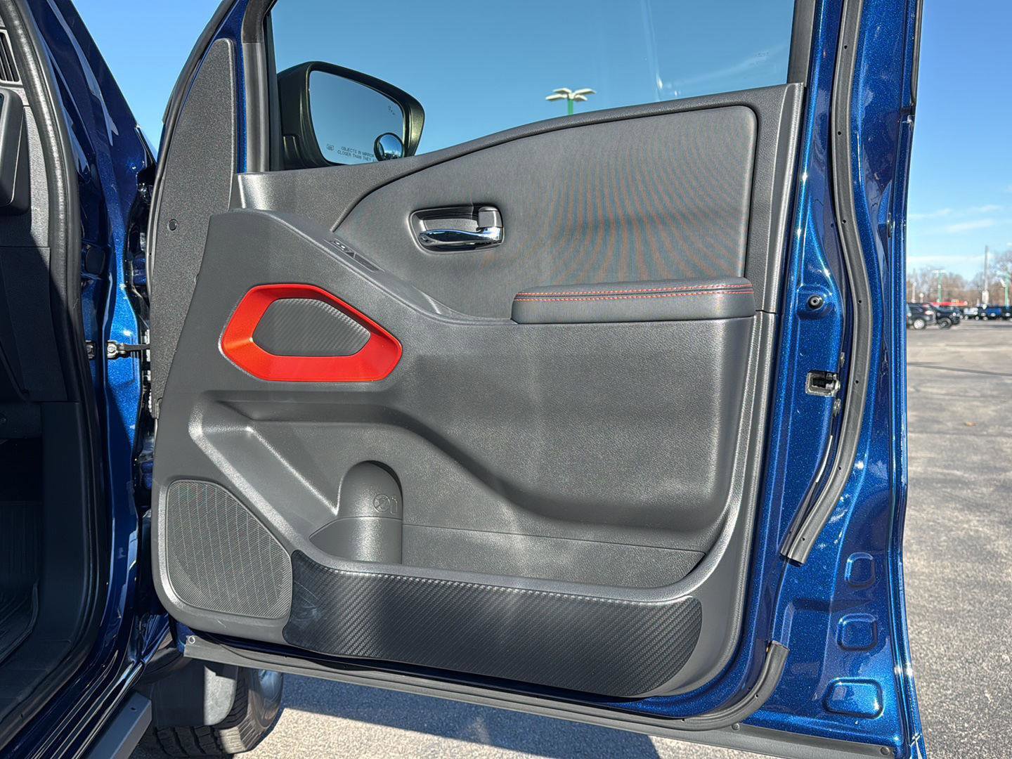 Used 2022 Nissan Frontier PRO-4X image 14