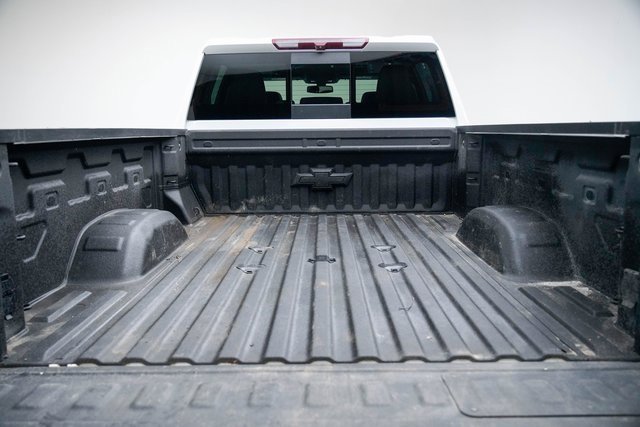 Used 2023 Chevrolet Silverado 2500 LTZ w/ LTZ Convenience Package image 9