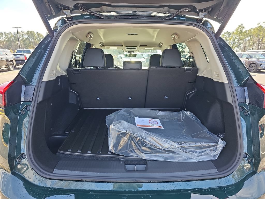 New 2026 Nissan Rogue SV AWD/4WD image 15