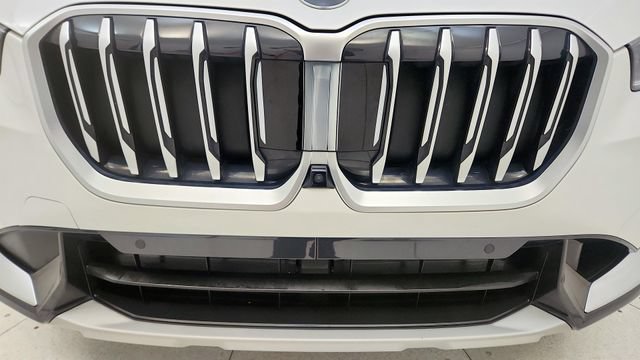 Used 2025 BMW X1 xDrive28i AWD/4WD image 23