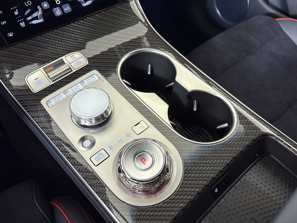 New 2027 Genesis GV70 3.5T Prestige AWD/4WD image 34