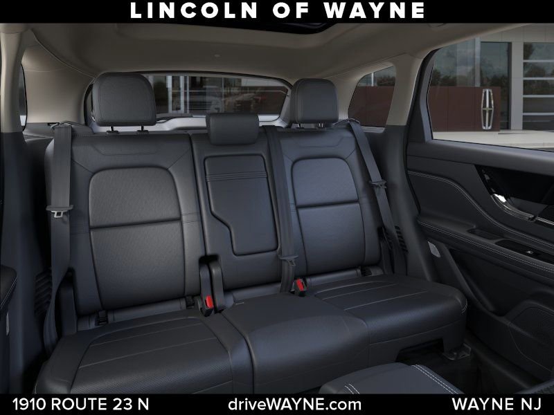 New 2025 Lincoln Corsair AWD w/ Equipment Group 101A image 12