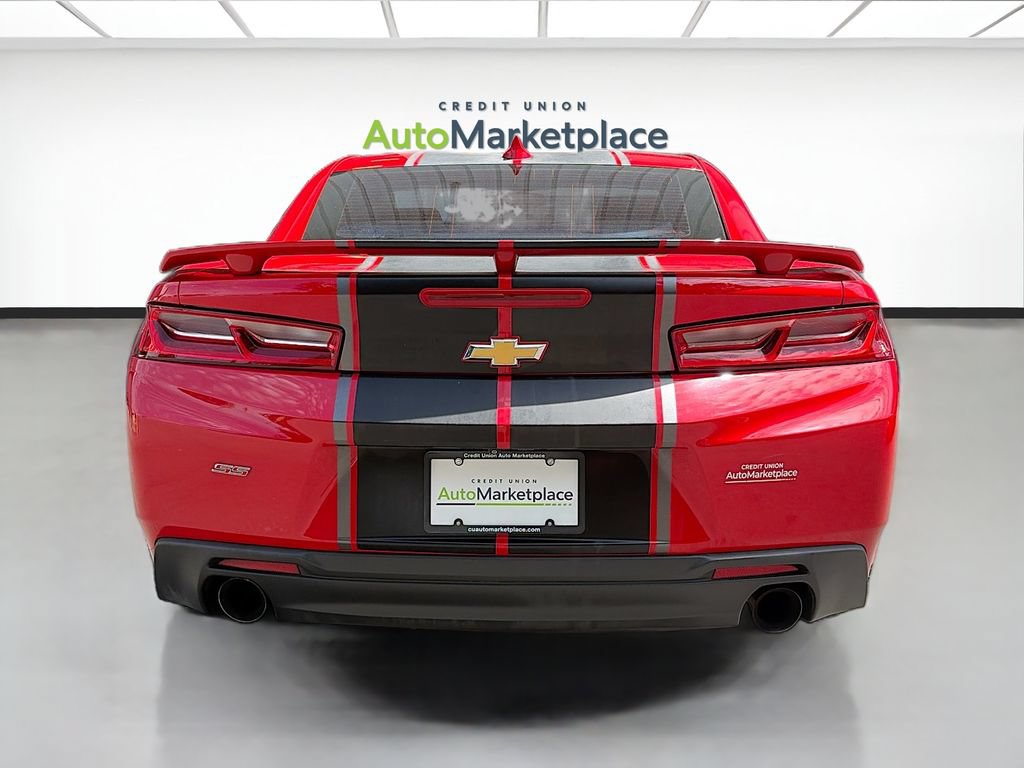 Used 2016 Chevrolet Camaro SS RWD image 6