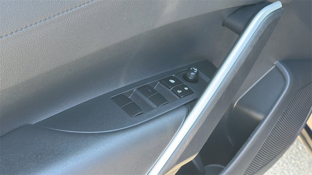 Certified 2025 Toyota Corolla Cross XLE w/ Convenience Package image 15