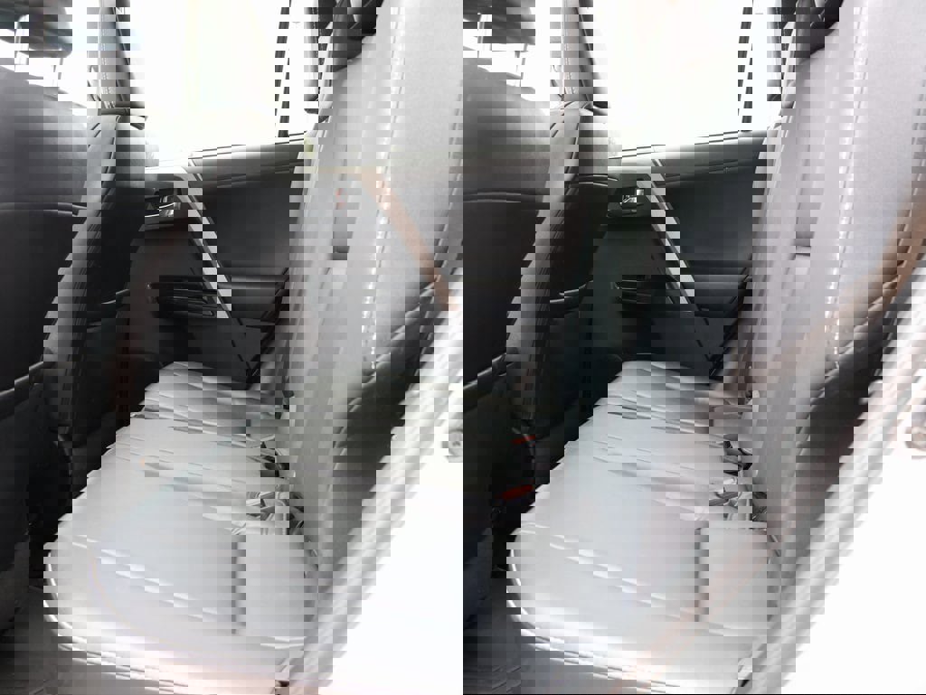 Used 2017 Toyota RAV4 Limited image 19