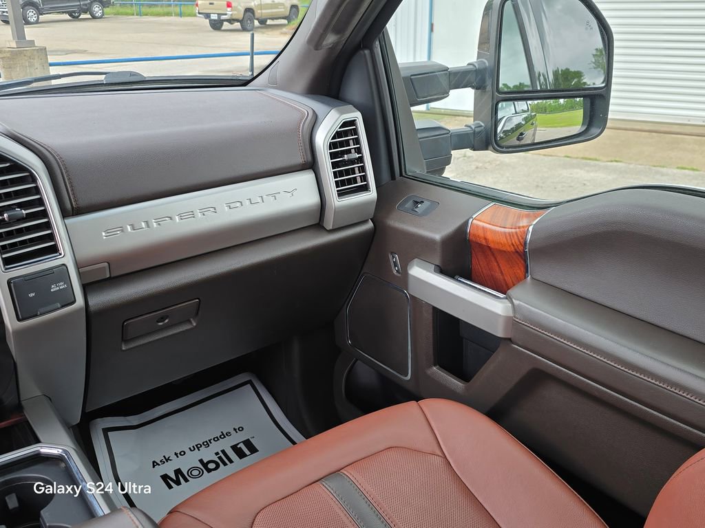 Used 2019 Ford F250 King Ranch w/ King Ranch Ultimate Package AWD/4WD image 23