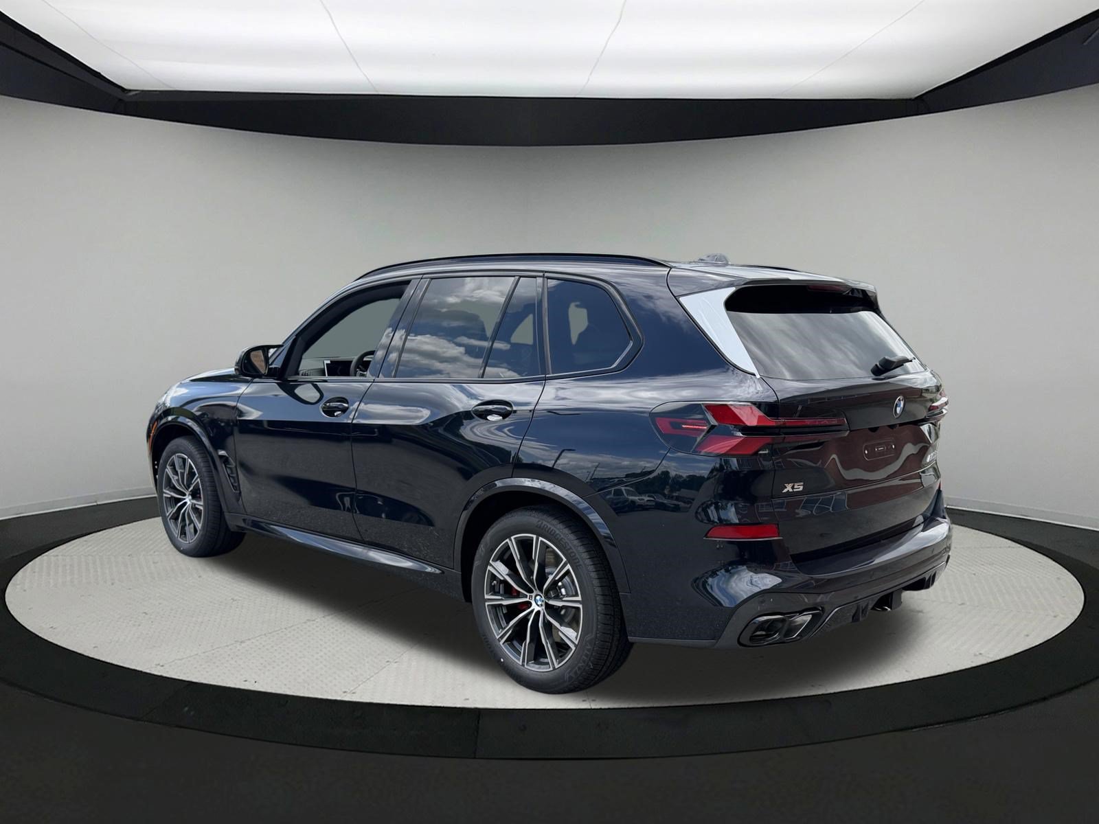 New 2026 BMW X5 M60i AWD/4WD image 6