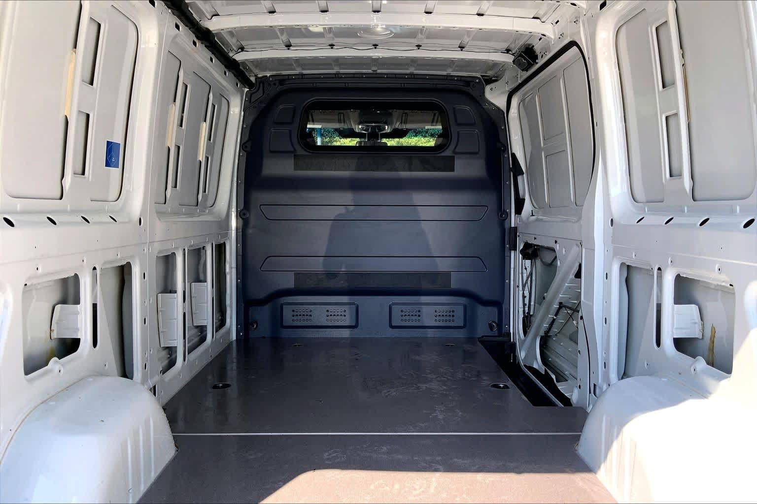 Used 2022 Mercedes-Benz Sprinter 2500 image 37