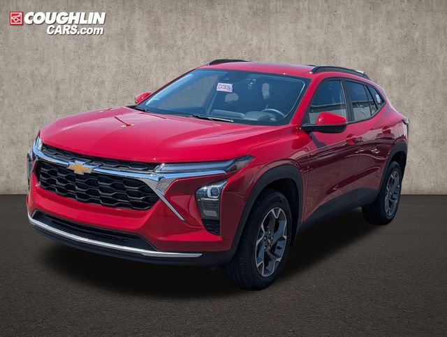 New 2026 Chevrolet Trax LT w/ Driver Confidence Package FWD image 3
