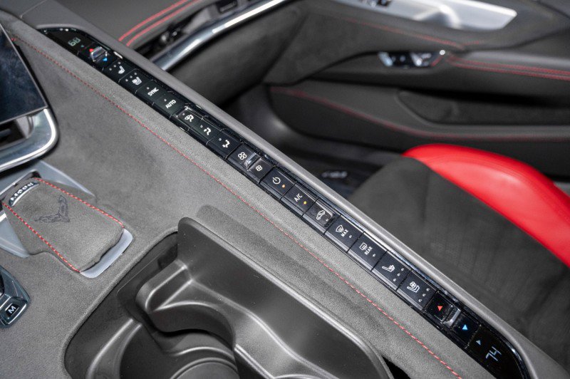 Used 2020 Chevrolet Corvette Stingray Premium Conv w/ 3LT Preferred Equipment Group image 29