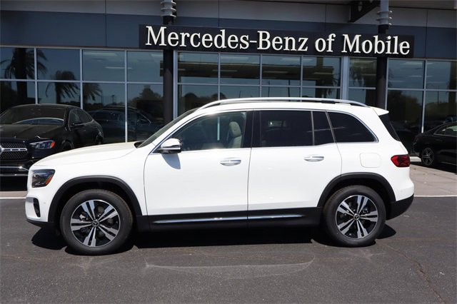 New 2025 Mercedes-Benz GLB 250