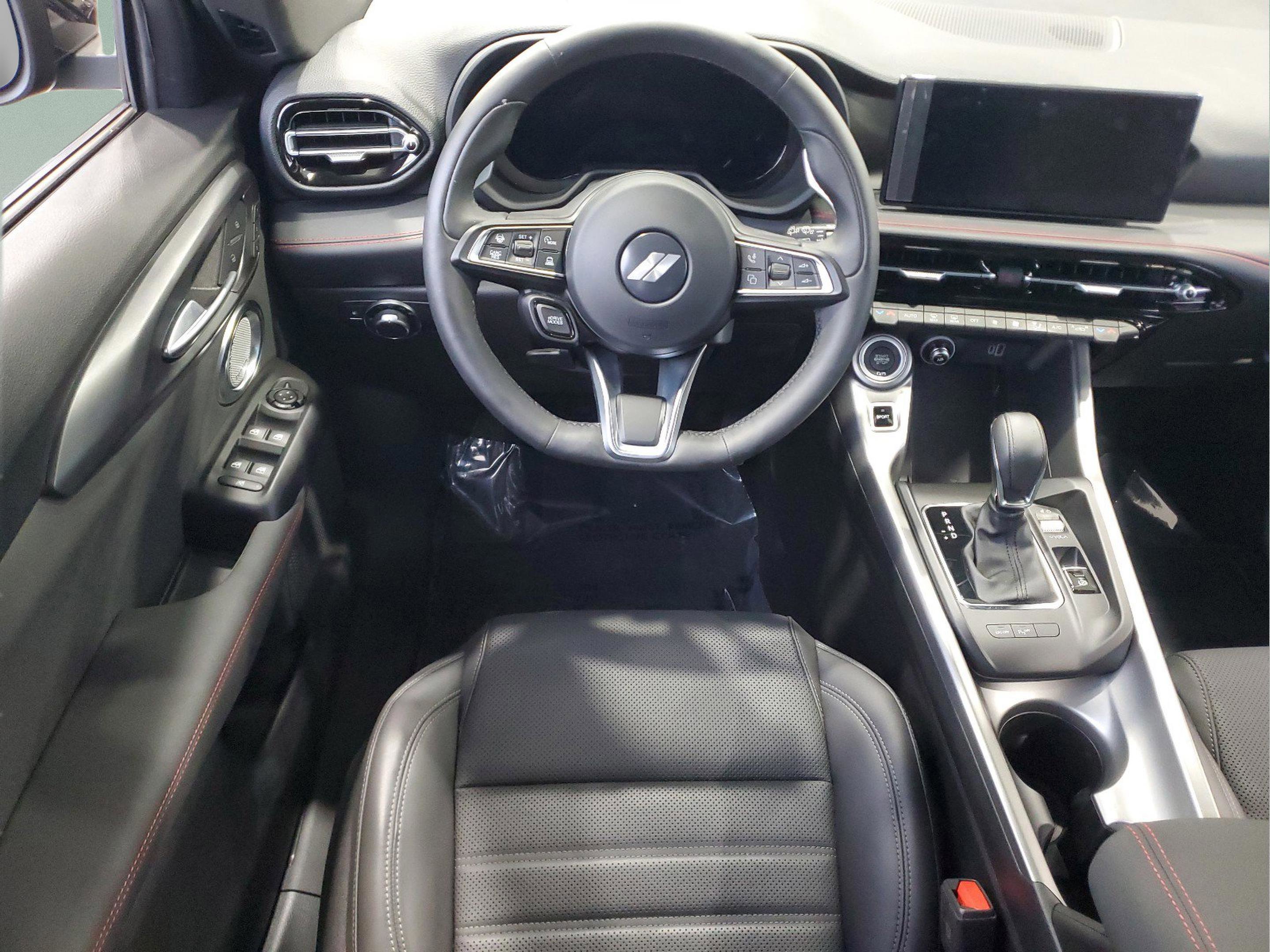 Used 2024 Dodge Hornet R/T Plus w/ Tech Pack Plus w/o Parking image 12