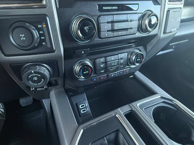 Used 2017 Ford F150 Raptor w/ Equipment Group 802A Luxury AWD/4WD image 26