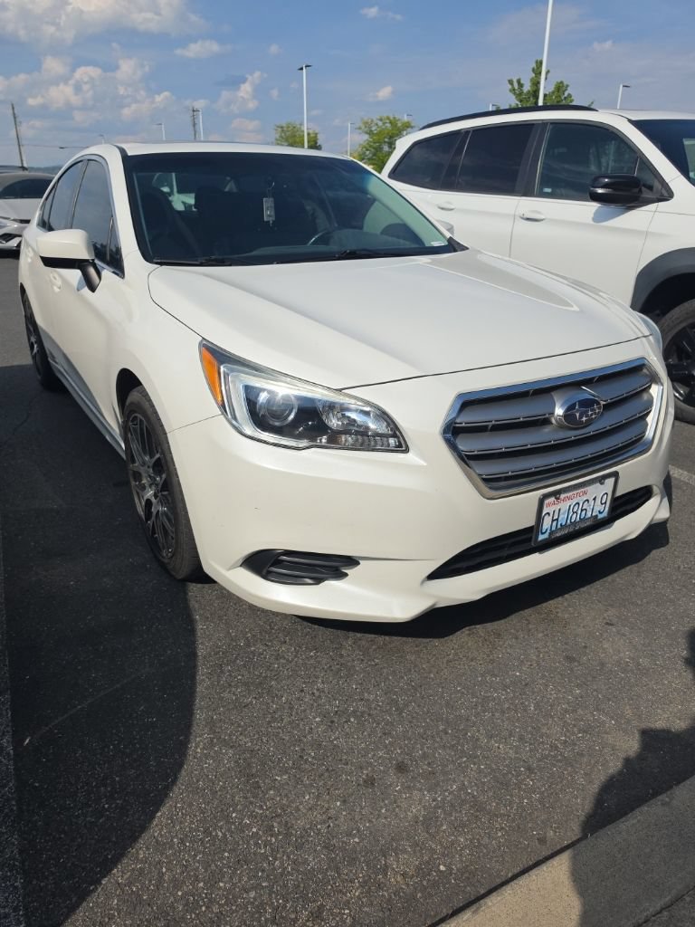 Used 2015 Subaru Legacy 2.5i Premium AWD/4WD image 3