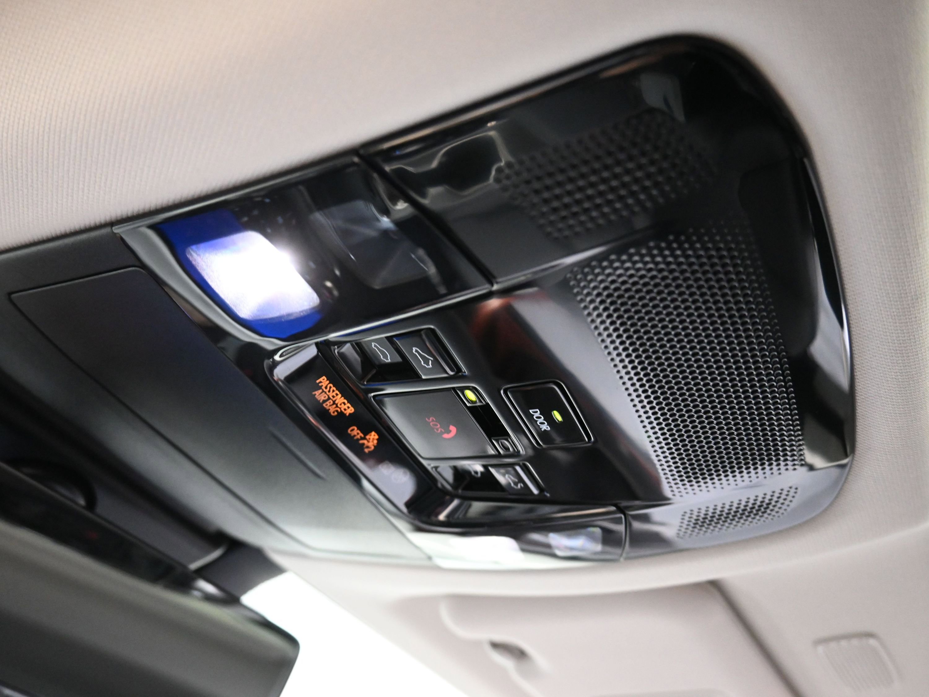 Used 2025 Lexus NX 350h AWD w/ Cold Area Package image 14