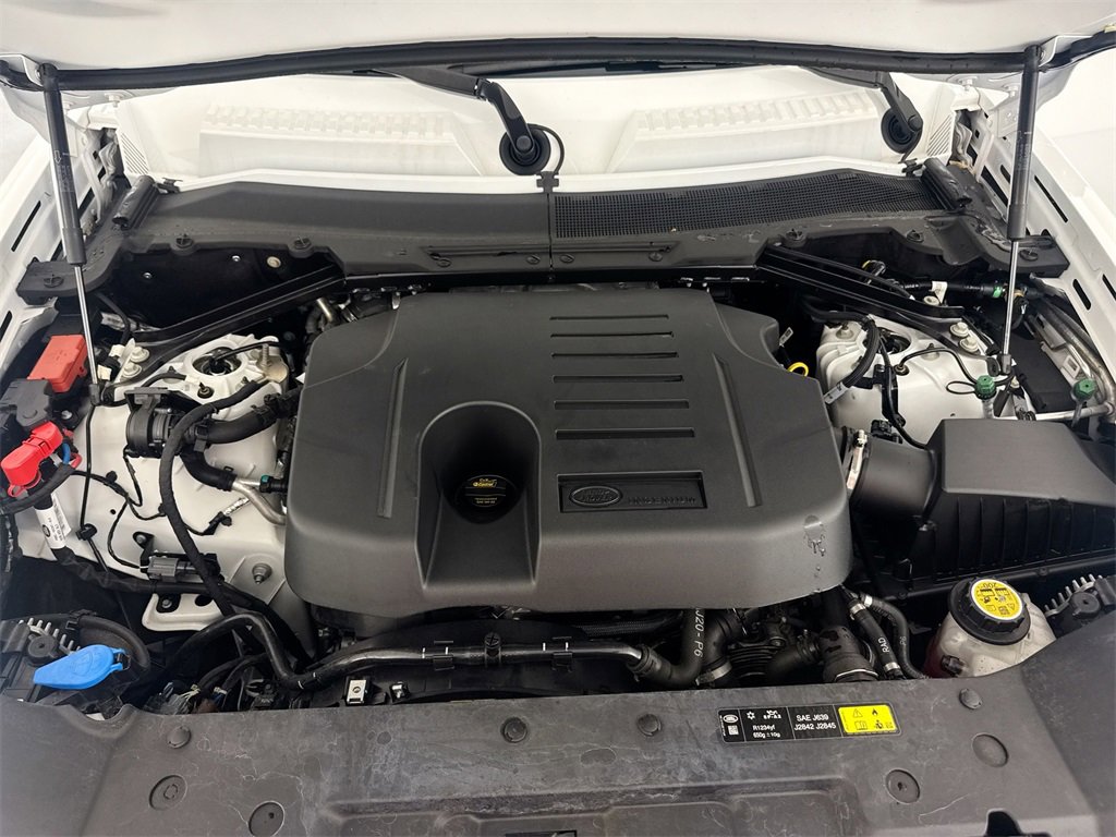 Used 2023 Land Rover Defender 110 X-Dynamic SE image 33