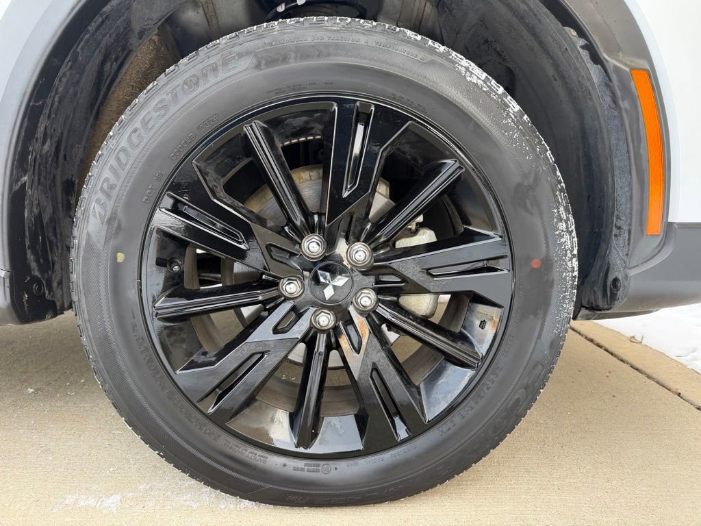 Used 2024 Mitsubishi Eclipse Cross LE image 23