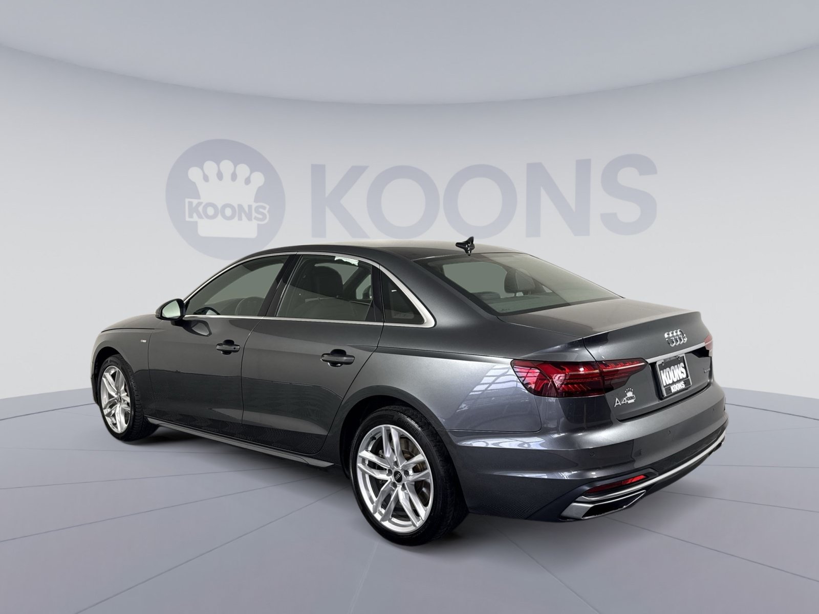 Used 2021 Audi A4 2.0T Premium w/ Convenience Package AWD/4WD image 4