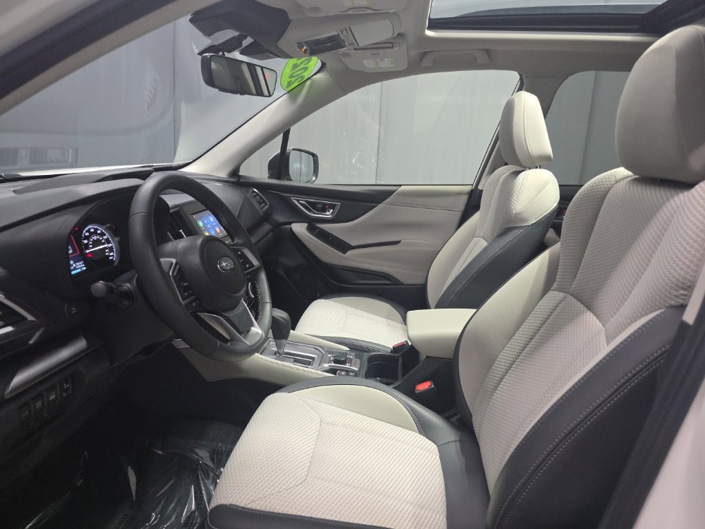 Certified 2024 Subaru Forester Premium AWD/4WD image 18