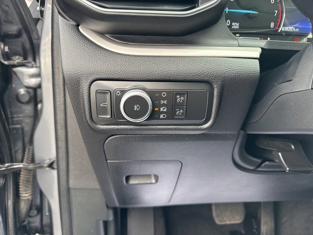 Used 2022 Ford Explorer XLT w/ Equipment Group 202A image 21