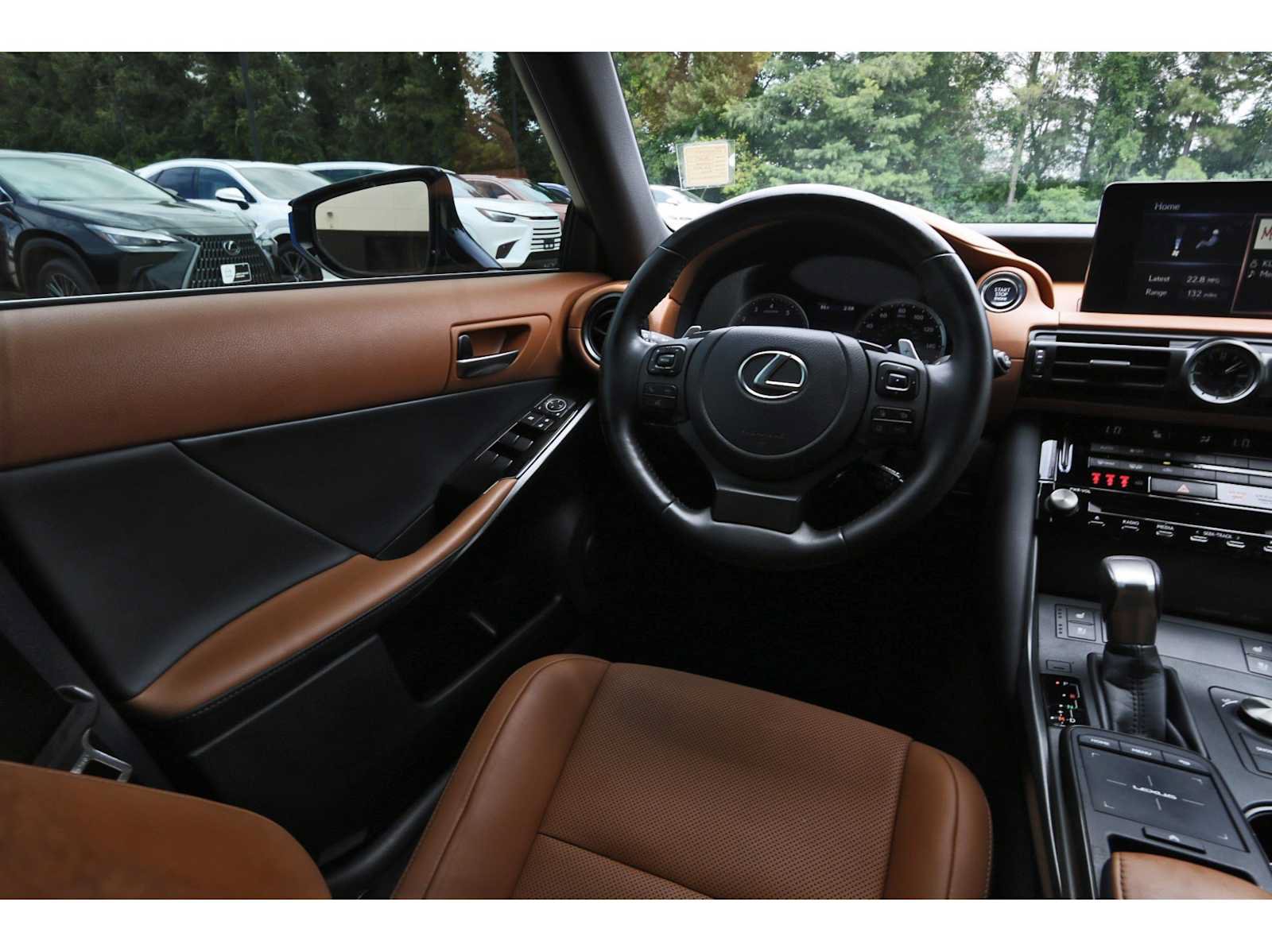 Used 2024 Lexus IS 300 w/ Comfort Package RWD image 6