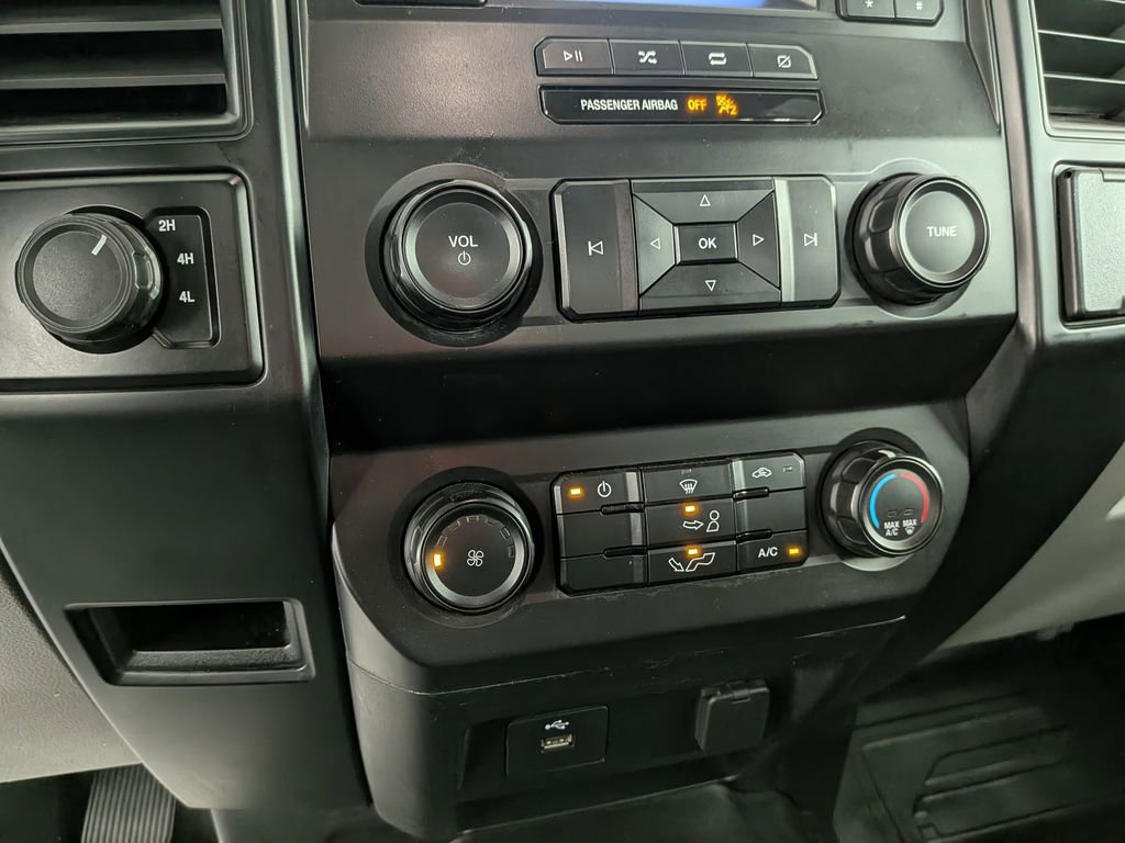 Used 2020 Ford F150 XL w/ Equipment Group 101A Mid AWD/4WD image 25