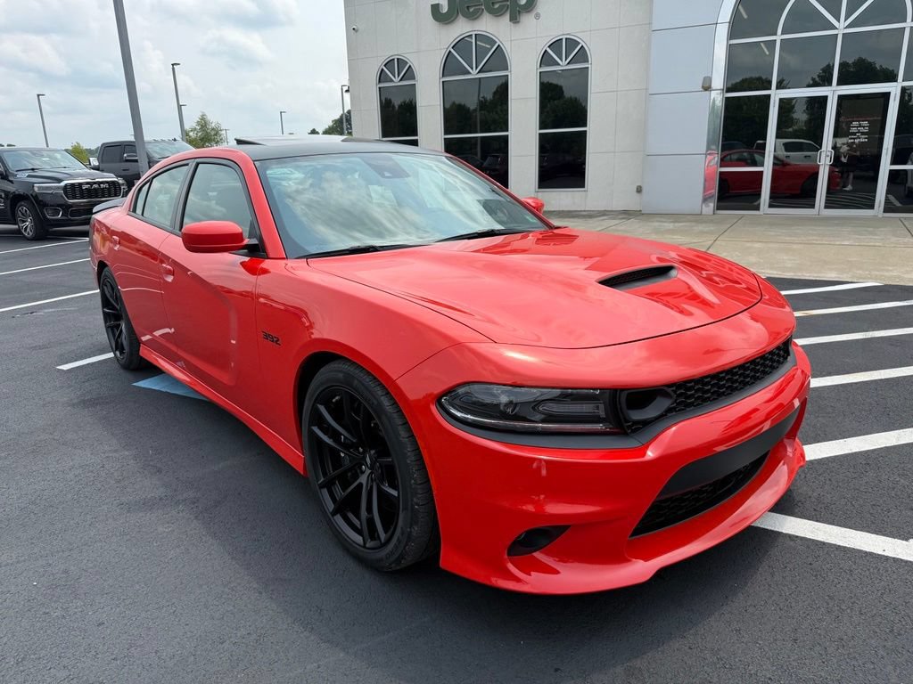 Used 2017 Dodge Charger R/T RWD image 2
