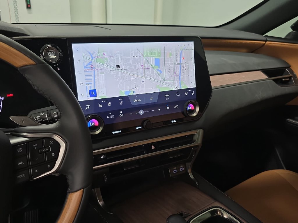 Used 2024 Lexus RX 350 Premium w/ Accessory Package (Z1) FWD image 15