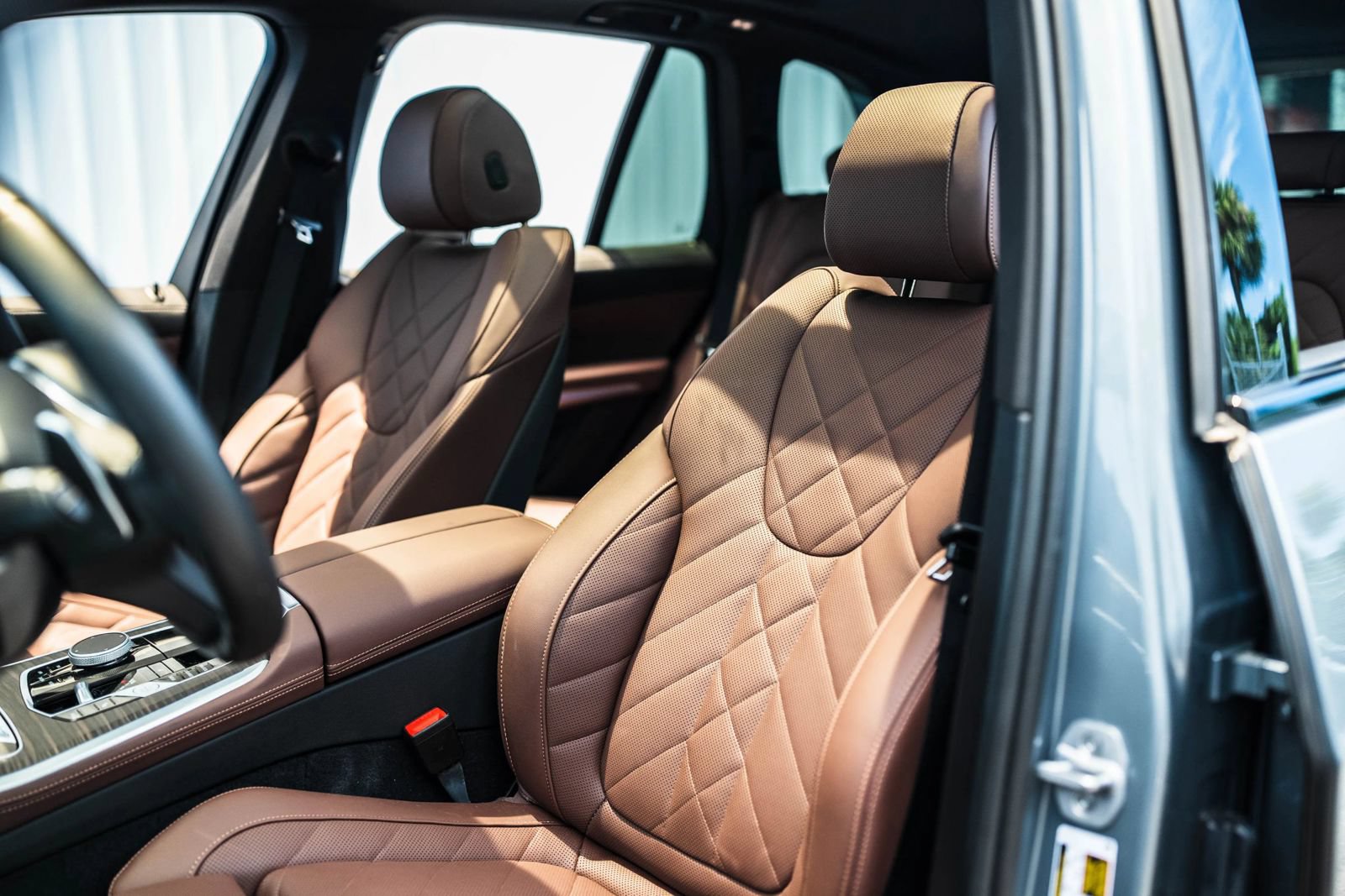 Used 2026 BMW X5 sDrive40i w/ M Sport Package RWD image 16
