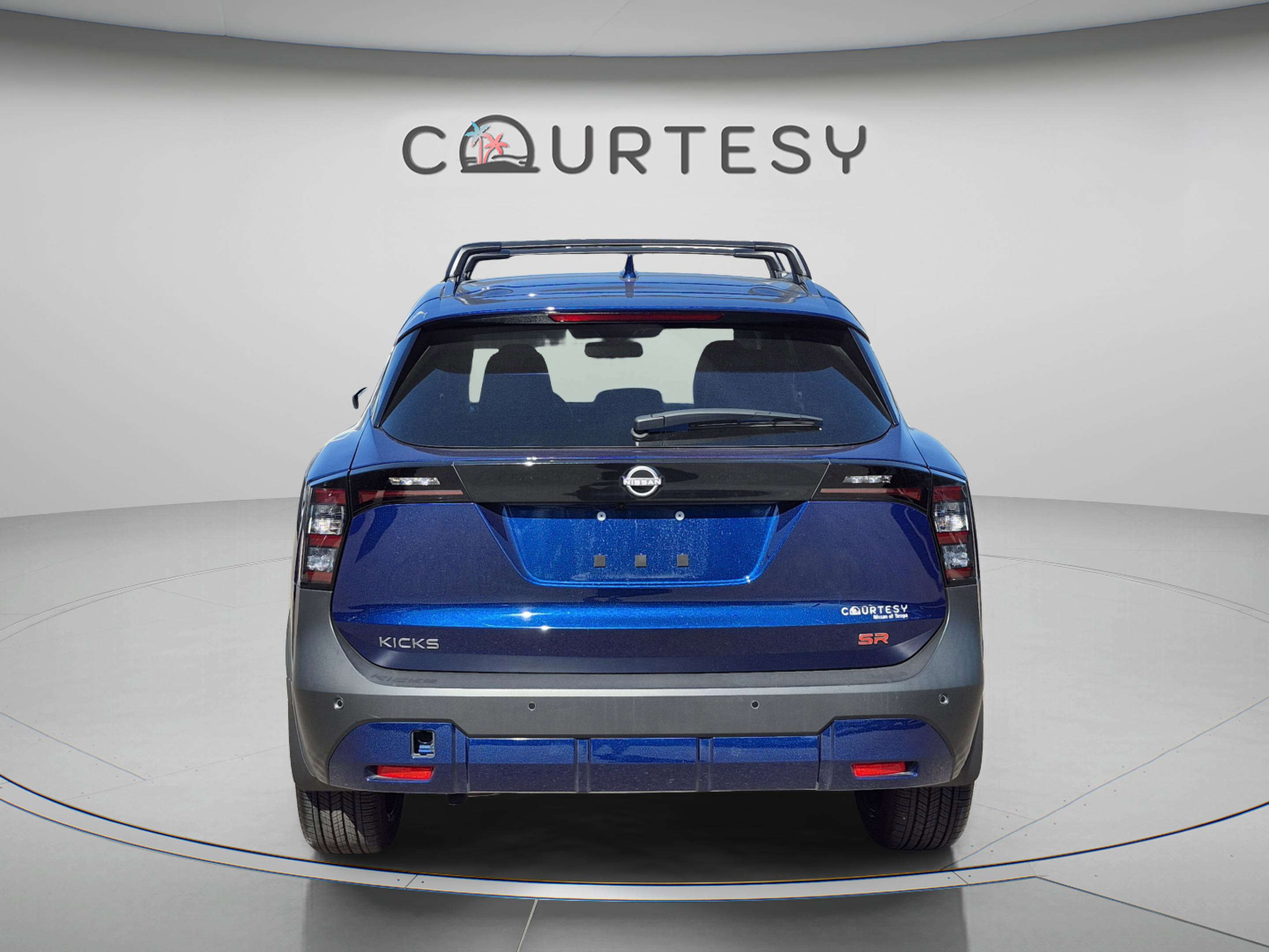 Certified 2025 Nissan Kicks SR FWD image 6