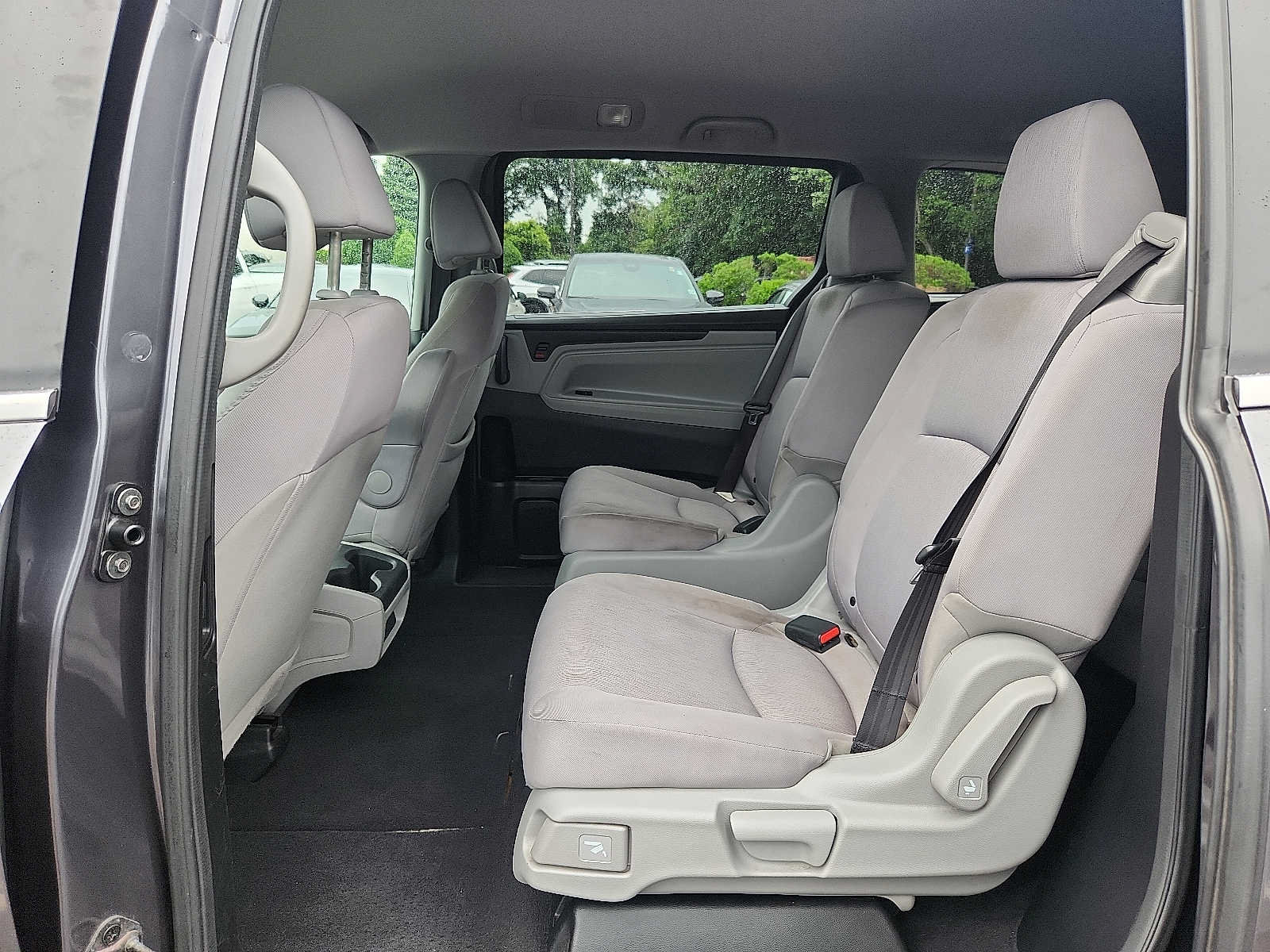 Used 2018 Honda Odyssey LX image 10
