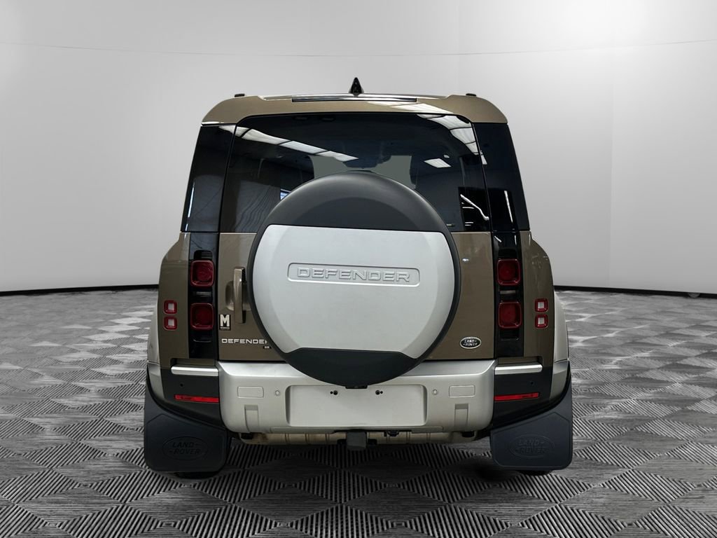 Used 2020 Land Rover Defender 110 SE AWD/4WD image 4