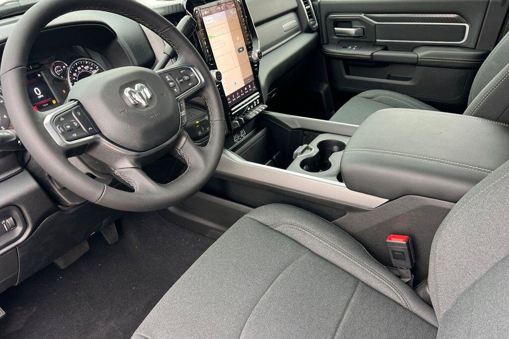 New 2026 RAM 2500 Big Horn AWD/4WD image 10