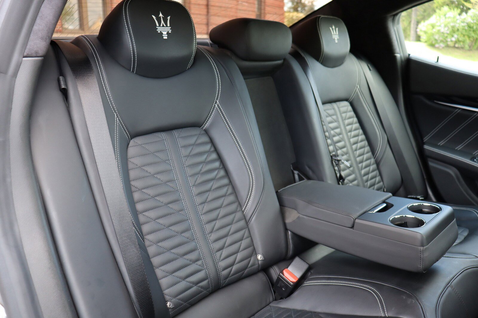 Used 2022 Maserati Ghibli Modena RWD image 16