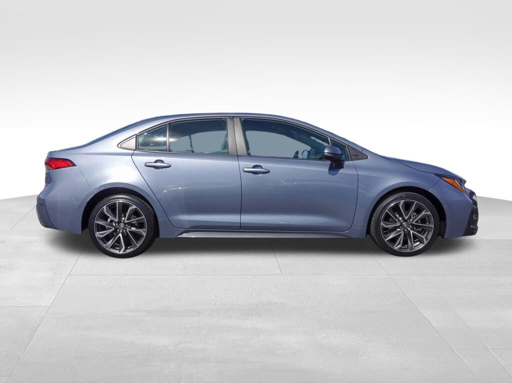Certified 2022 Toyota Corolla SE image 2