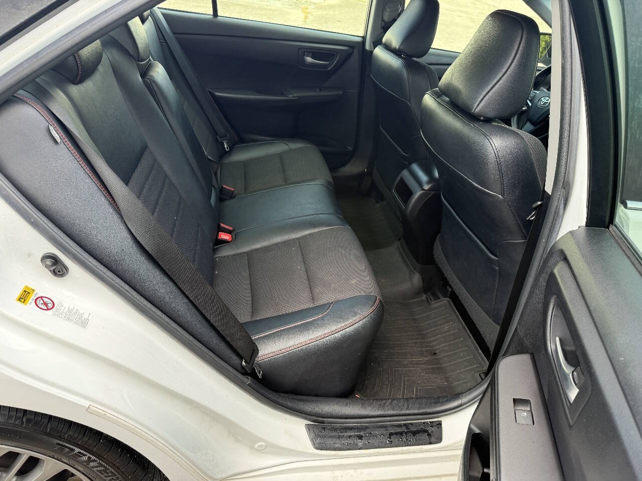 Used 2017 Toyota Camry SE FWD image 26