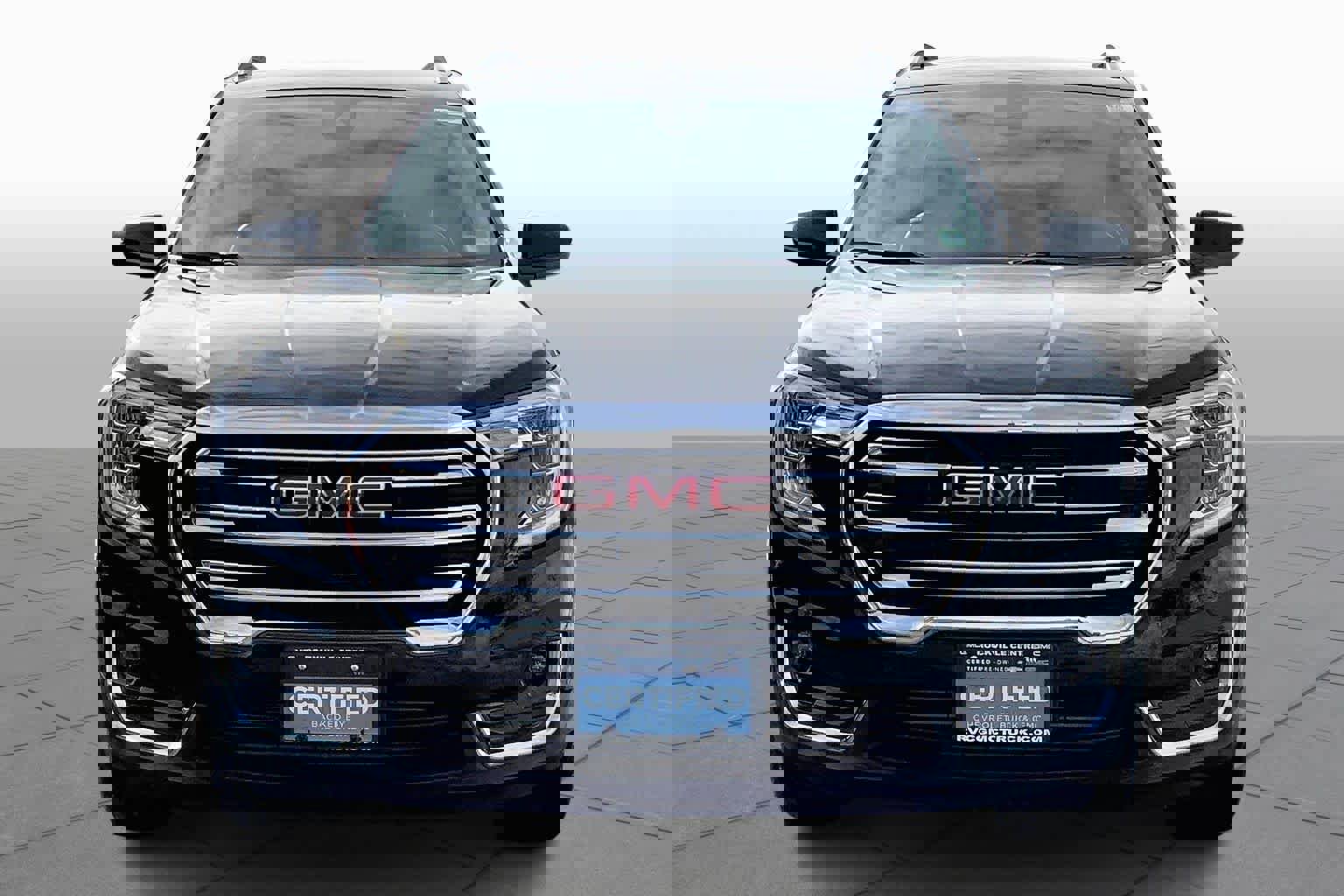 Certified 2022 GMC Terrain SLT image 3