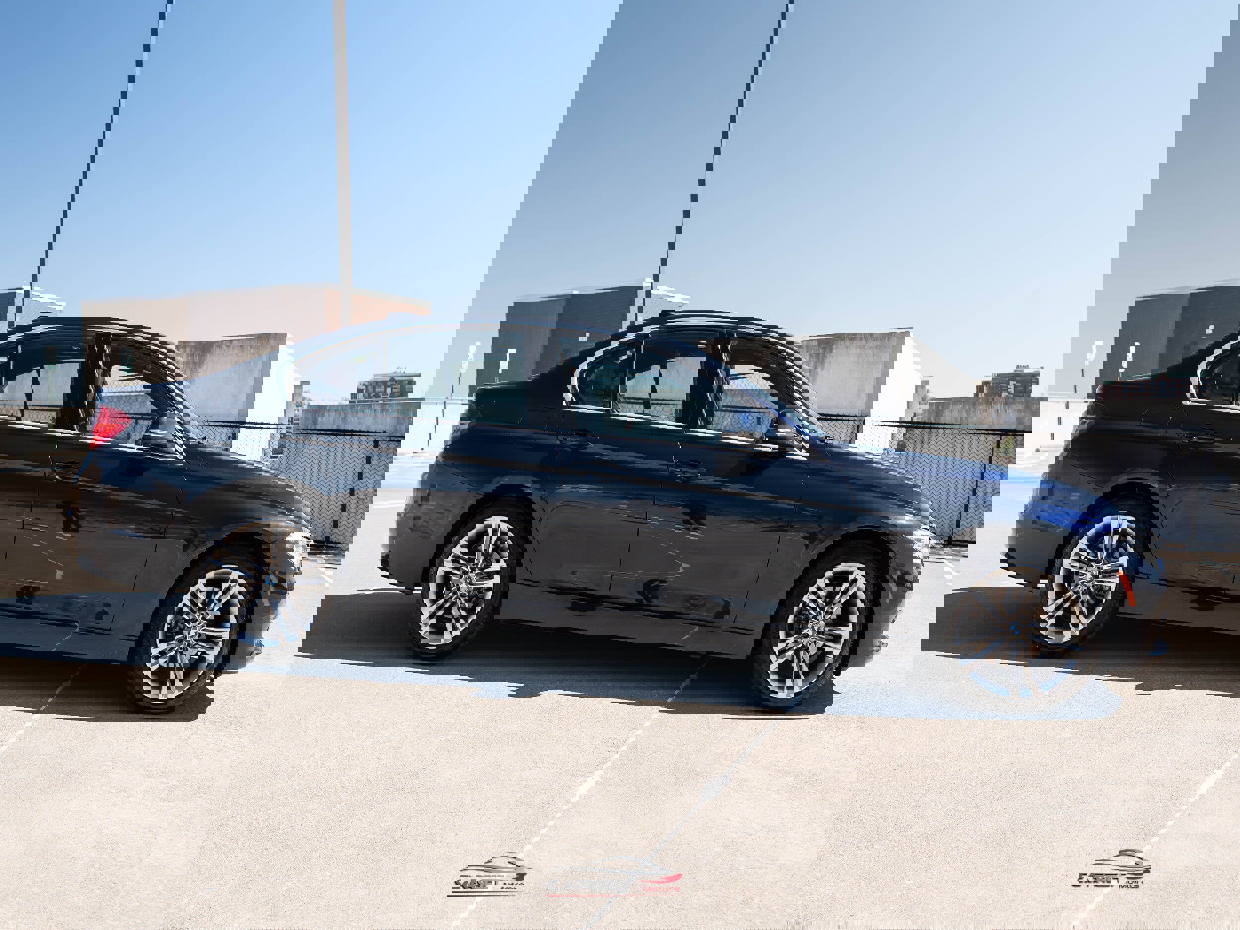 Used 2017 BMW 330i xDrive xDrive image 8