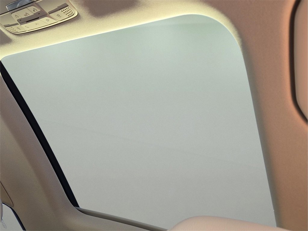 Used 2019 Mercedes-Benz GLC 300 4MATIC image 15