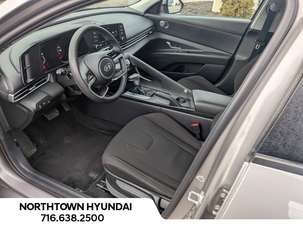 Certified 2023 Hyundai Elantra SEL image 10