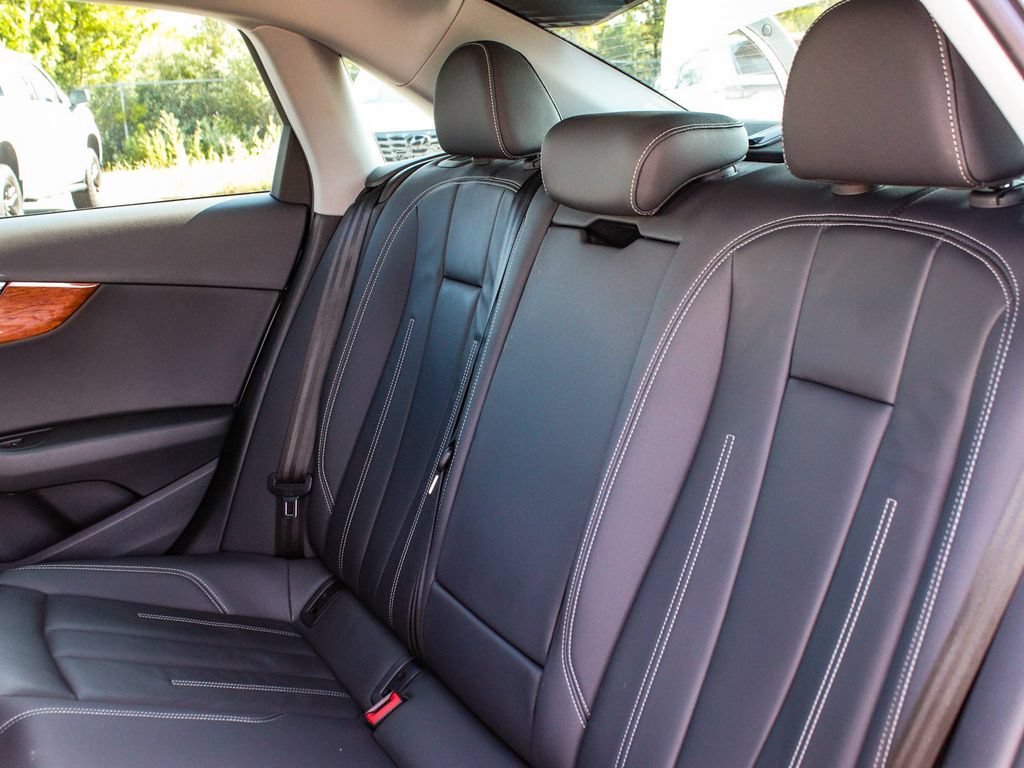 Used 2023 Audi A4 2.0T Premium w/ Convenience Package AWD/4WD image 34