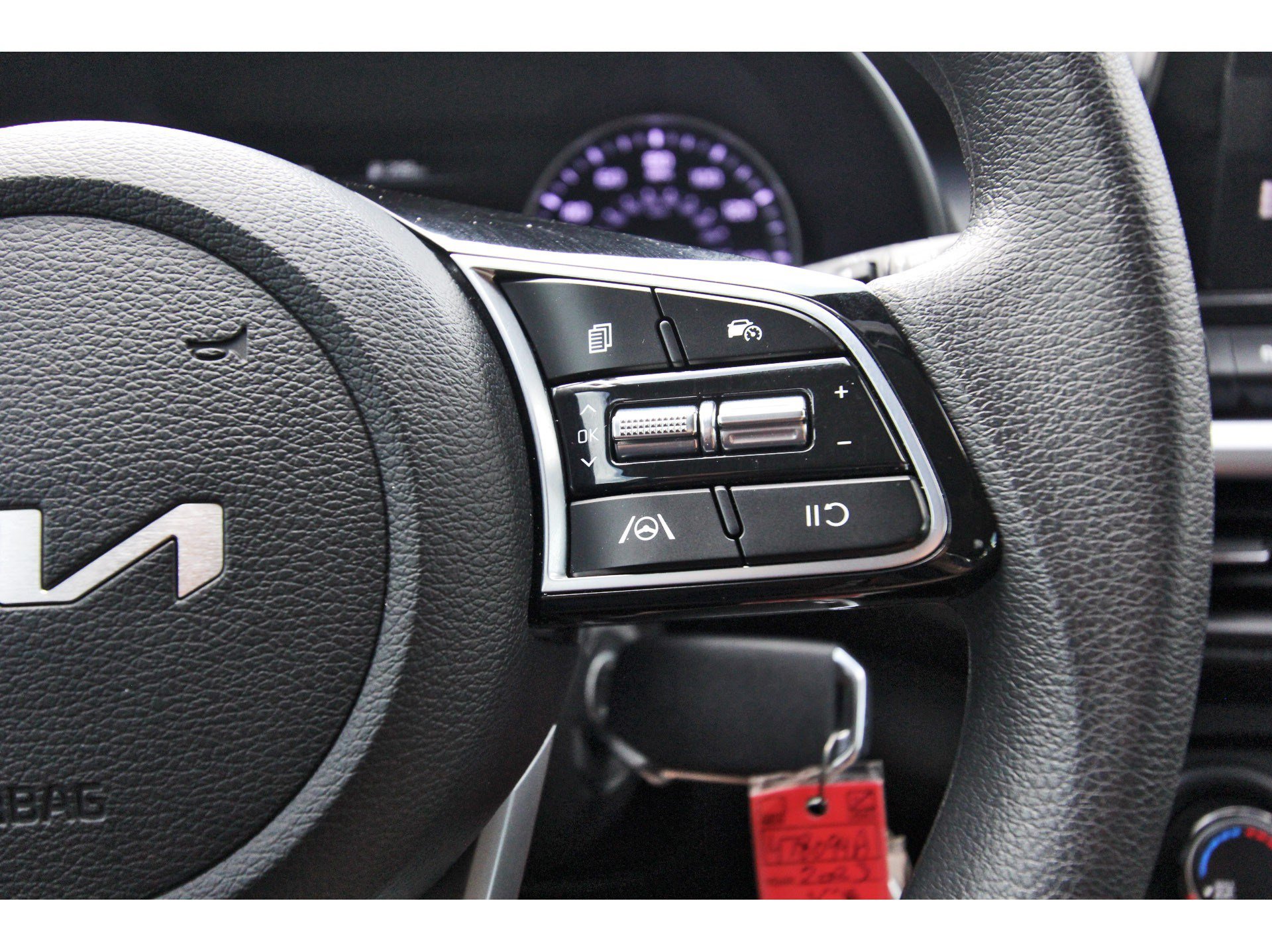 Certified 2023 Kia Forte LXS w/ LXS Technology Package FWD image 19