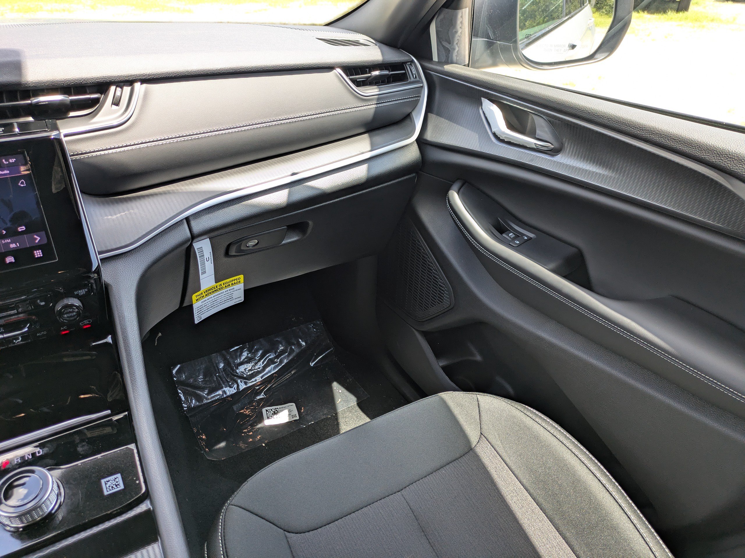 New 2026 Jeep Grand Cherokee Laredo X RWD image 15