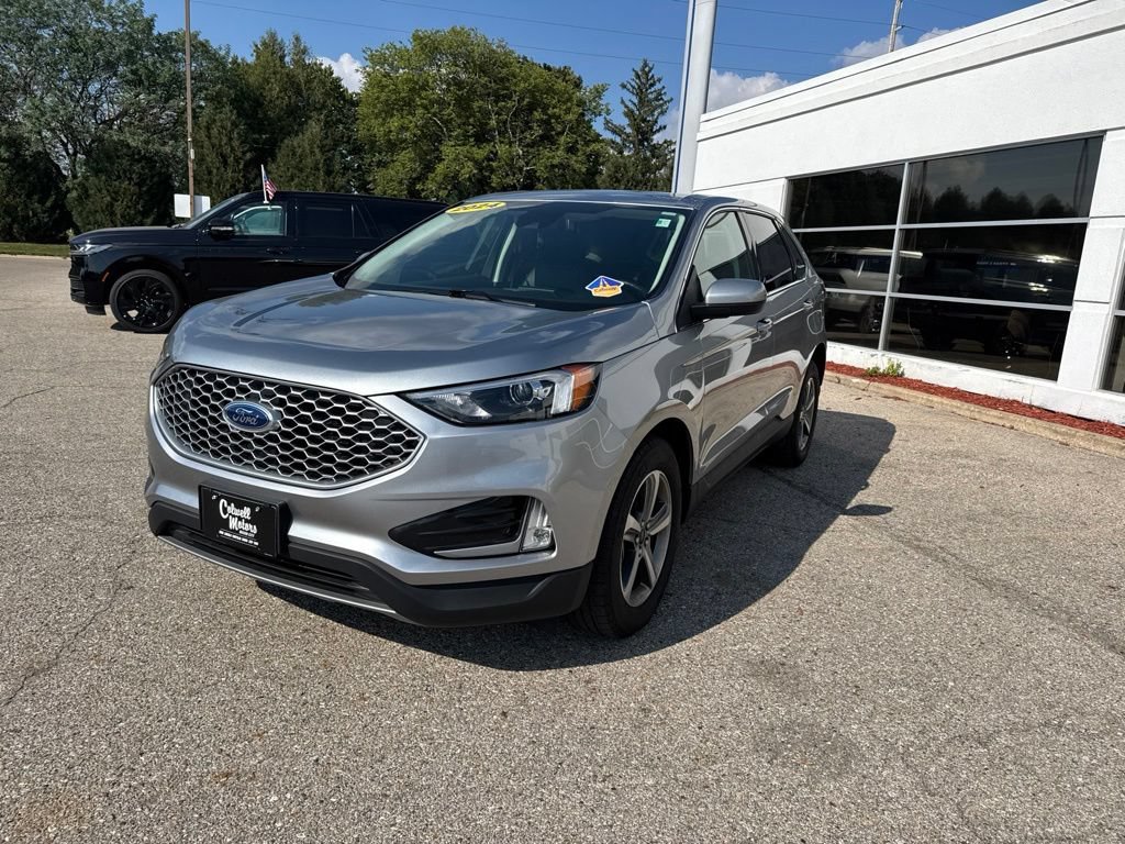 Certified 2024 Ford Edge SEL w/ Convenience Package AWD/4WD image 7