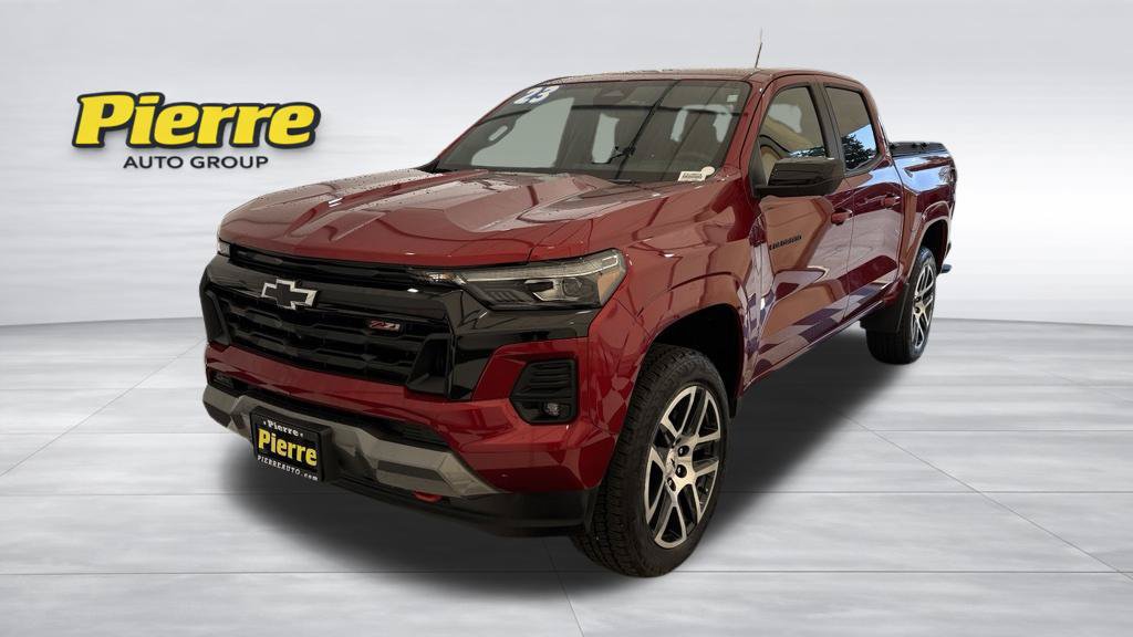 Used 2023 Chevrolet Colorado Z71 w/ Z71 Convenience Package 2