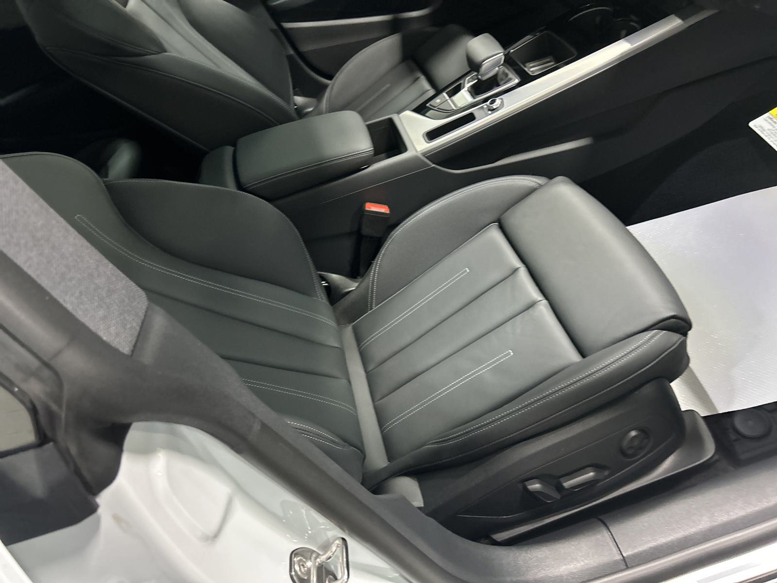 New 2025 Audi A5 2.0T Premium Plus AWD/4WD image 34