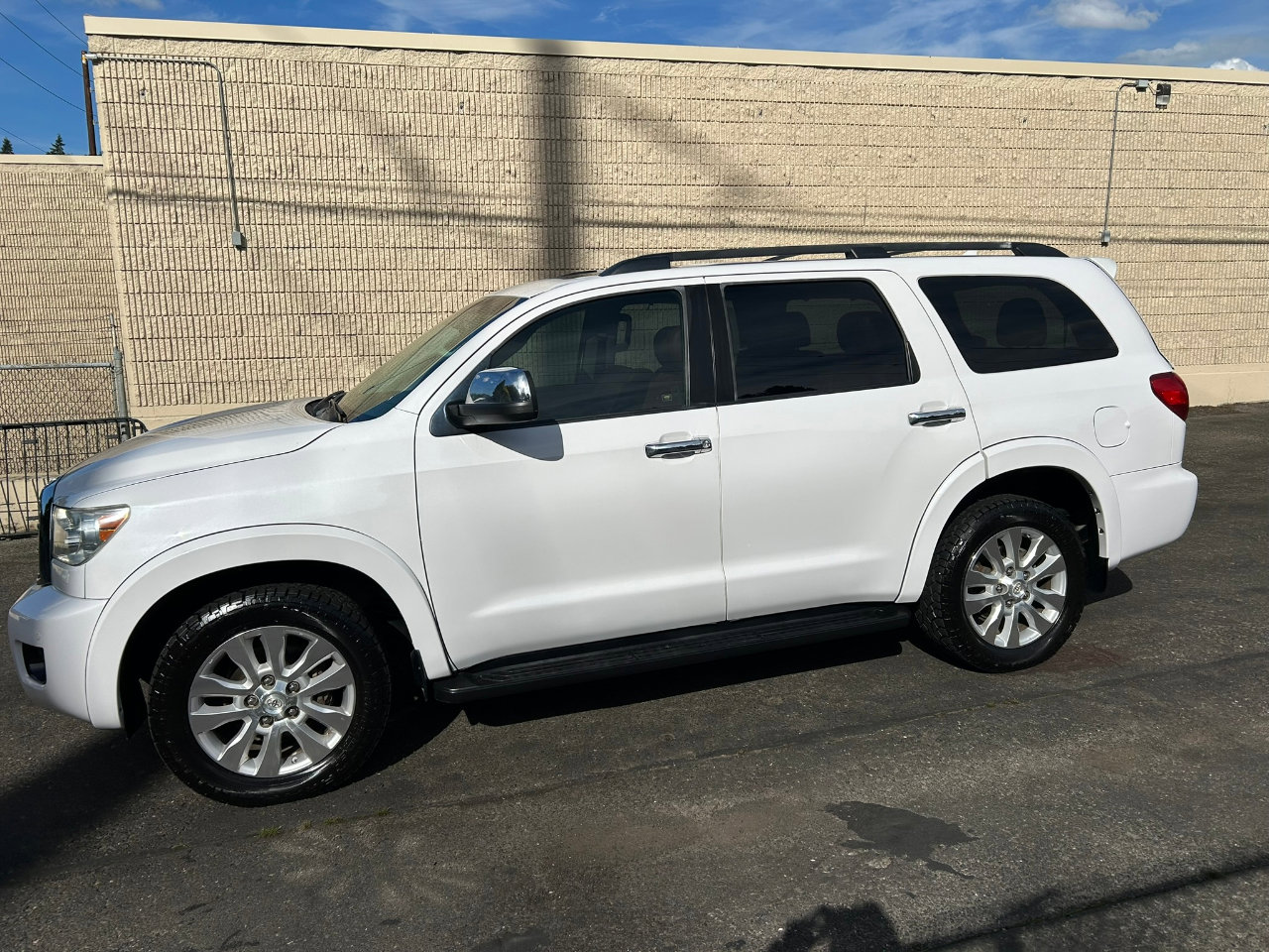 Used 2013 Toyota Sequoia Platinum image 8