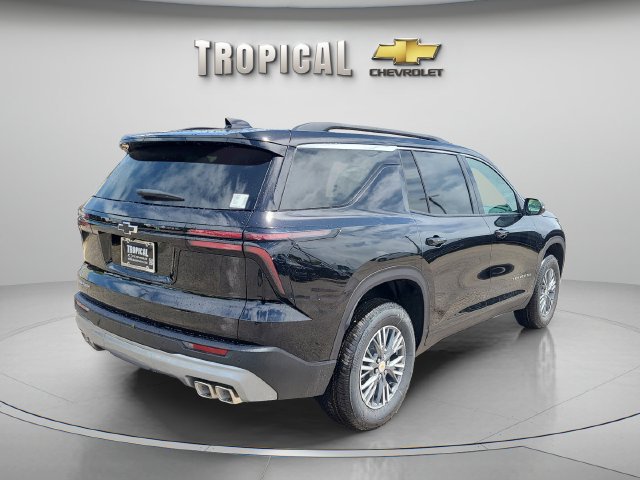 New 2026 Chevrolet Traverse LT FWD image 3