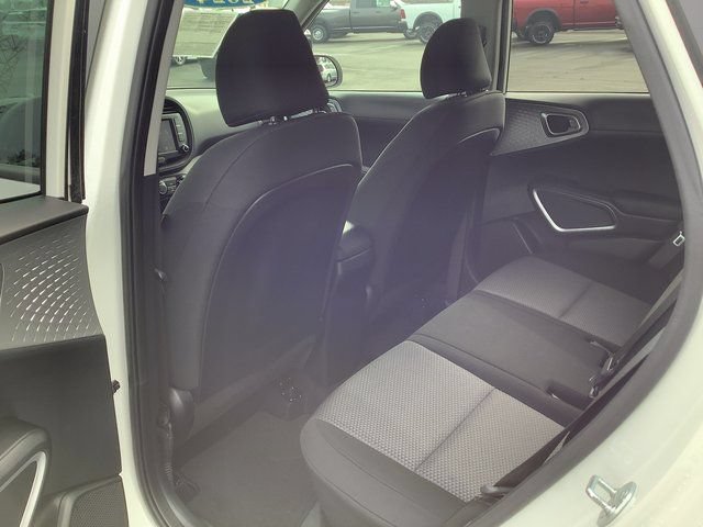 Used 2024 Kia Soul LX w/ Option Group 015 FWD image 23