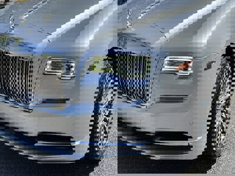 Used 2016 Rolls-Royce Dawn image 35